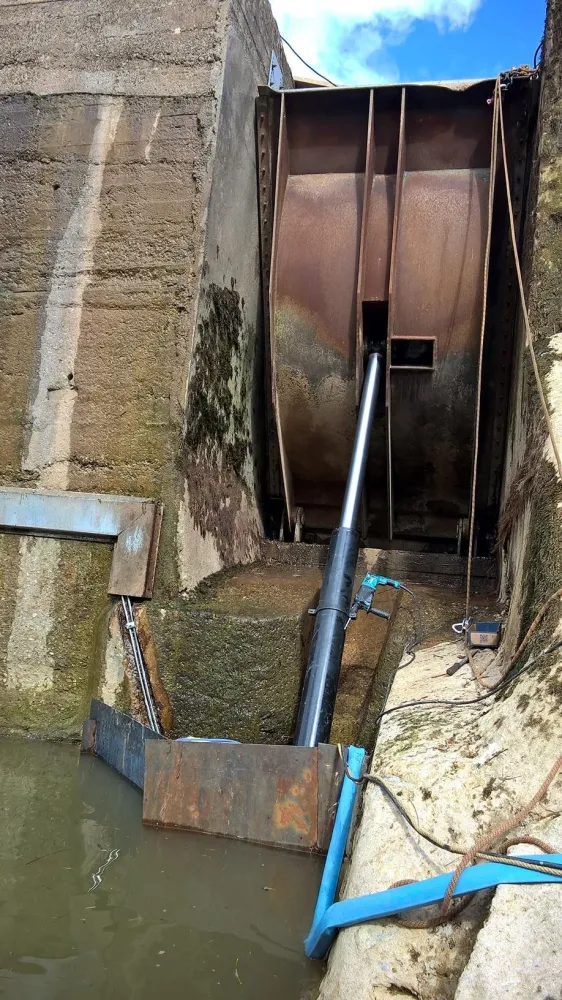 Vérin hydraulique près de Blagnac